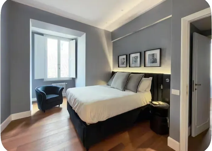Dietro L'angolo - Piazza Di Spagna Apartamento Roma
